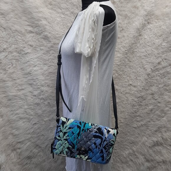 Vera Bradley Turnlock Crossbody Camofloral Blue Pocketbook Purse and Wallet Set - Picture 1 of 11